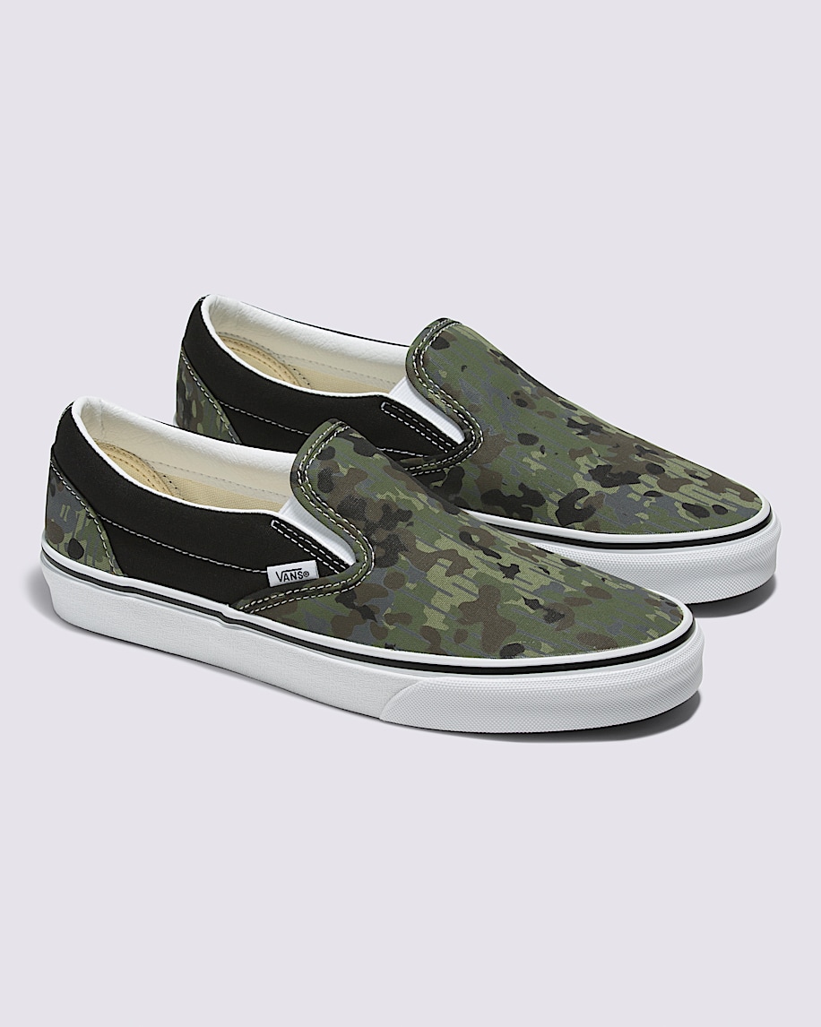Classic SlipOn Shoe VANS Camo Green  Black ALT2