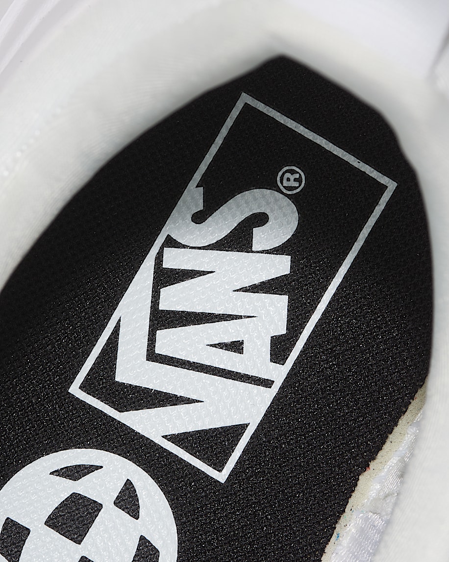 UltraRange Neo VR3 Shoe VANS True White ALT4