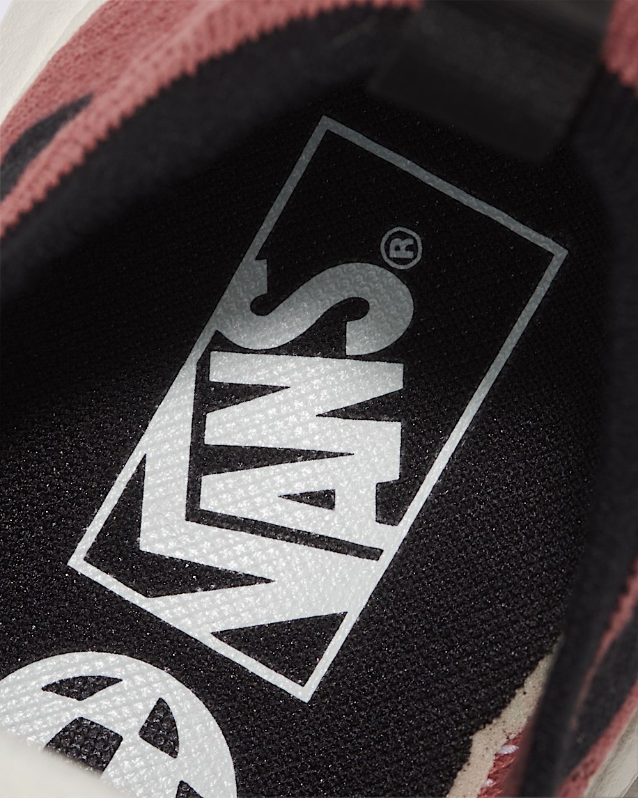 UltraRange VR3 Shoe VANS Dusty Rose Red ALT4