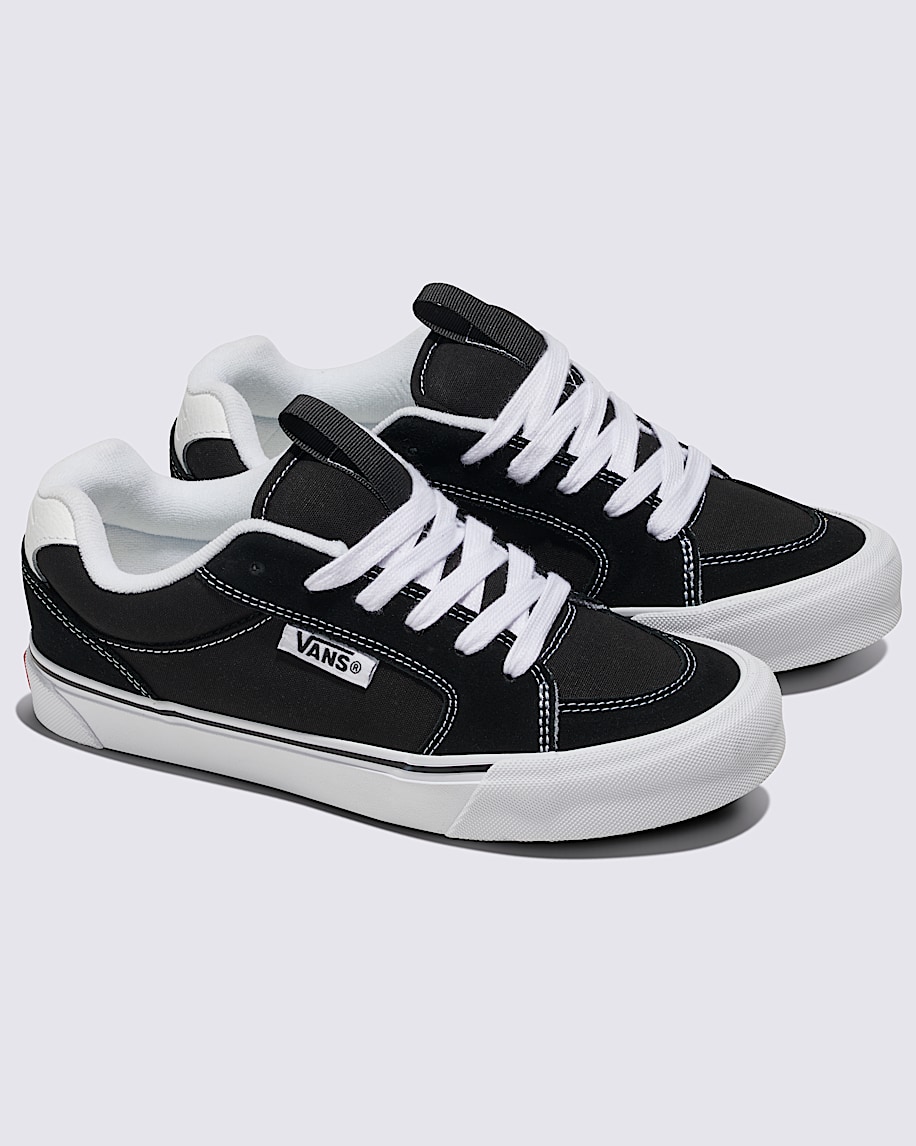 Chukka Push Shoe VANS Black  White ALT1