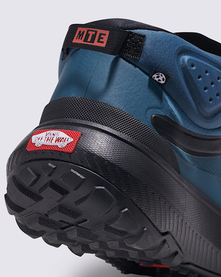 Crosspath Mid Shoe VANS Blue ALT6