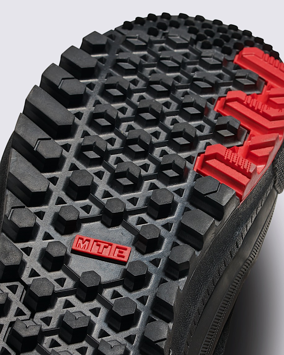 Half Cab GORETEX Insulated Shoe VANS Black ALT4