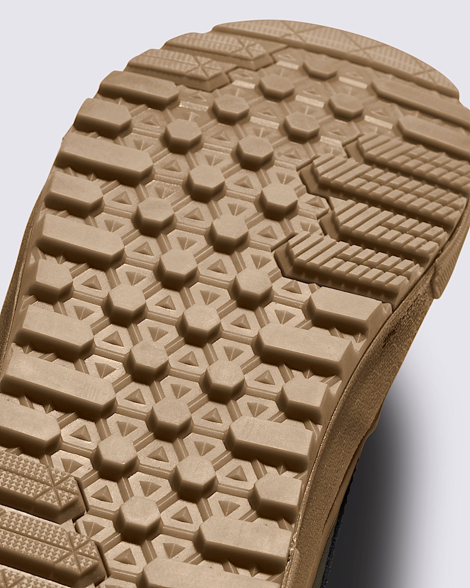 Sk8-Hi Waterproof Insulated Shoe - 5