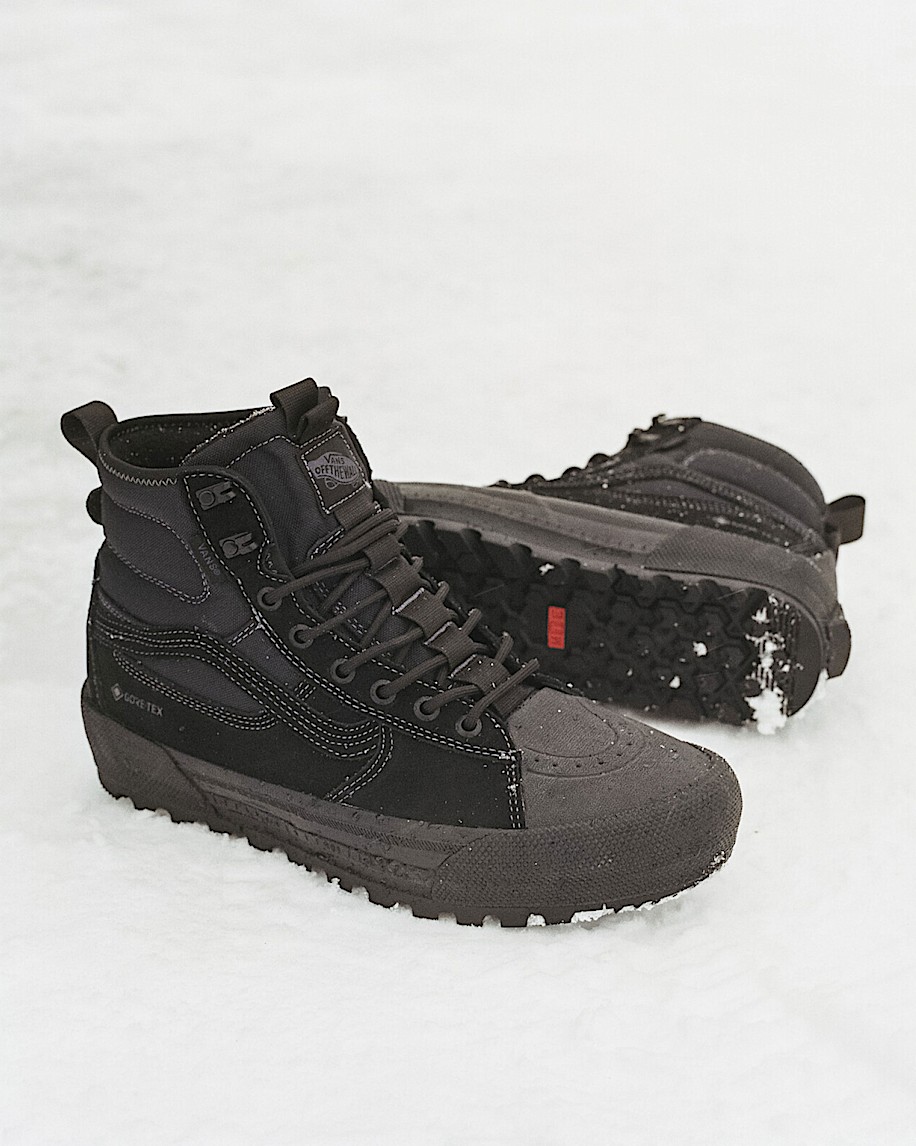Chaussure Sk8Hi GORETEX isole VANS Noir Total ALT1