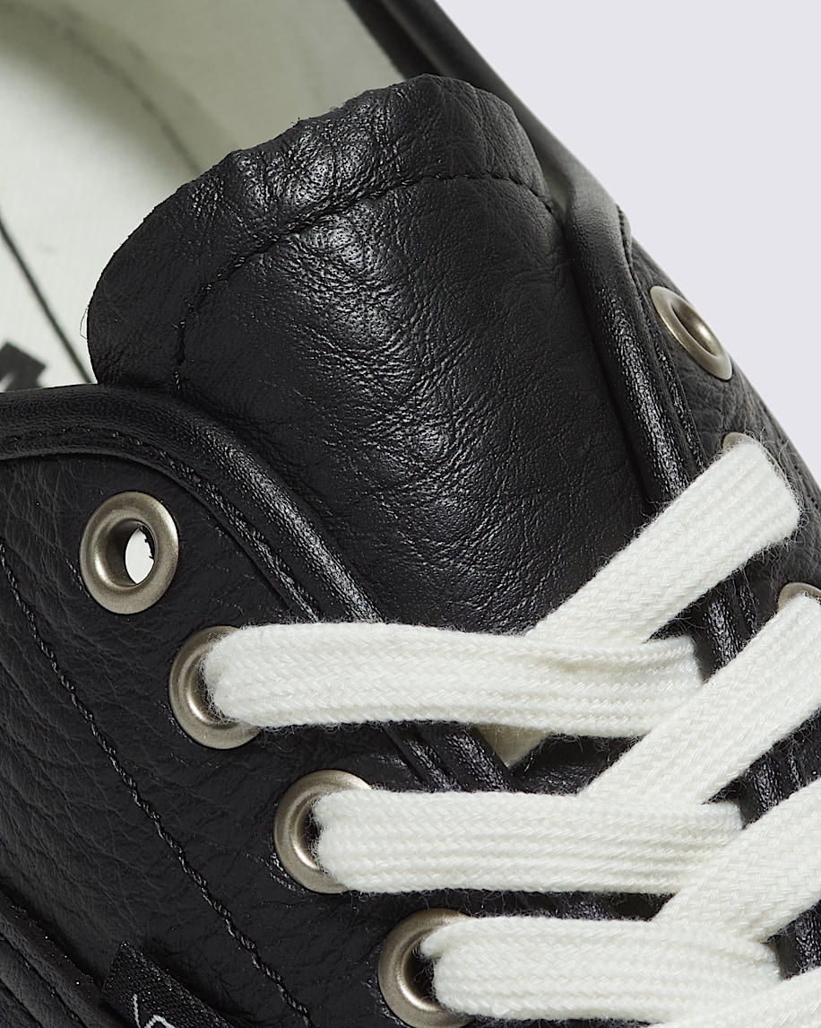 Authentic Lux Shoe - 6