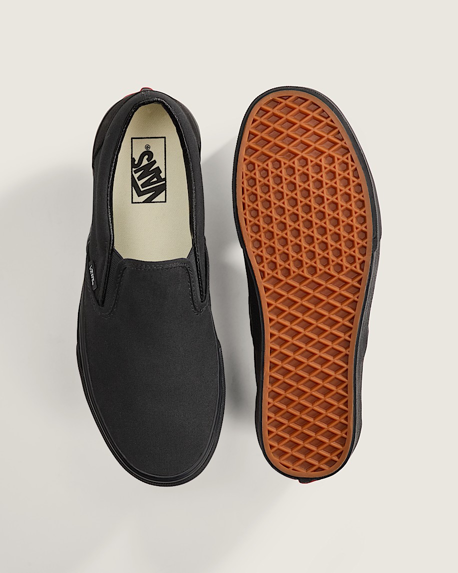 Vans | Classic Slip-On Black/Black Classics Shoe
