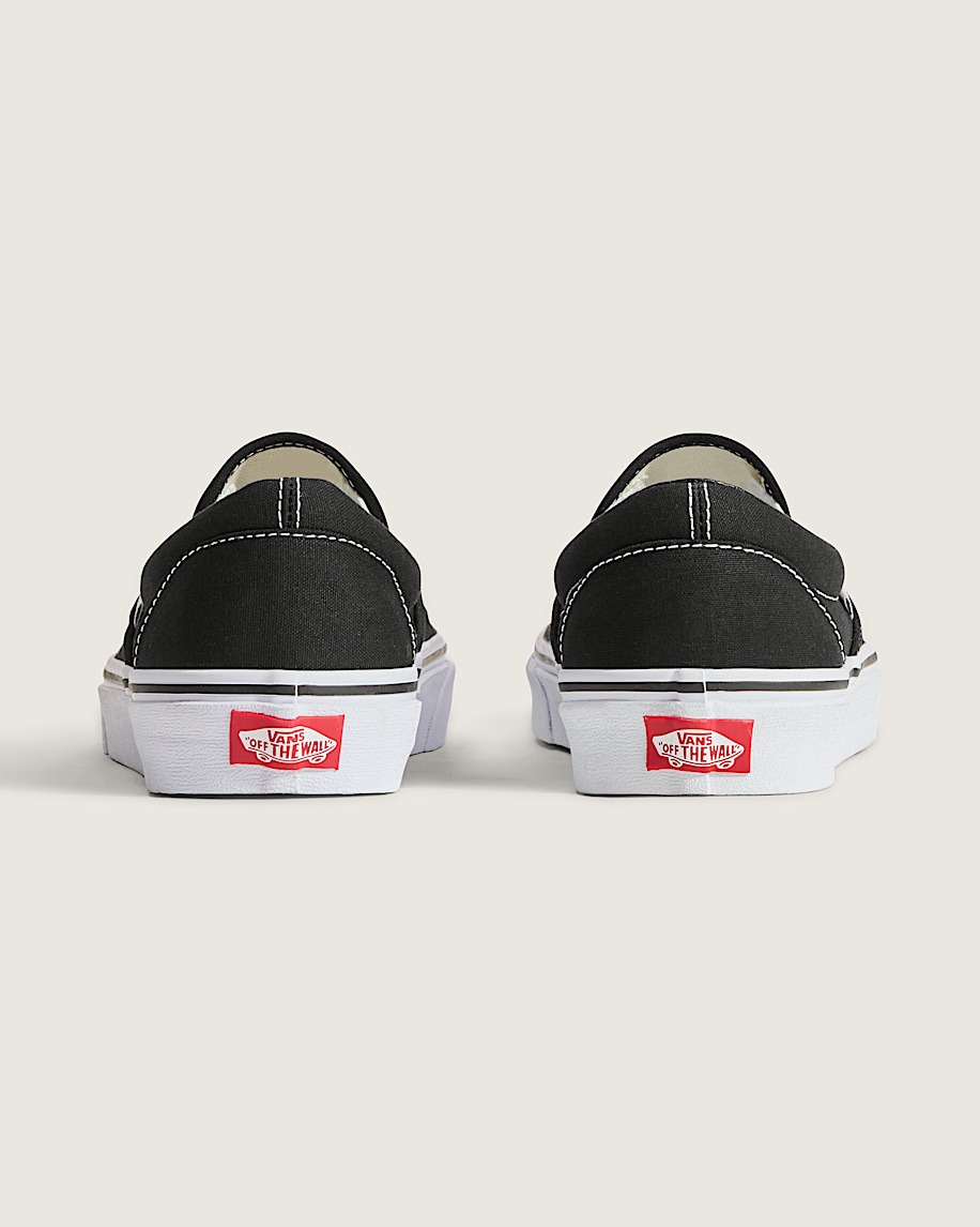 Classic SlipOn Shoe VANS Black ALT5