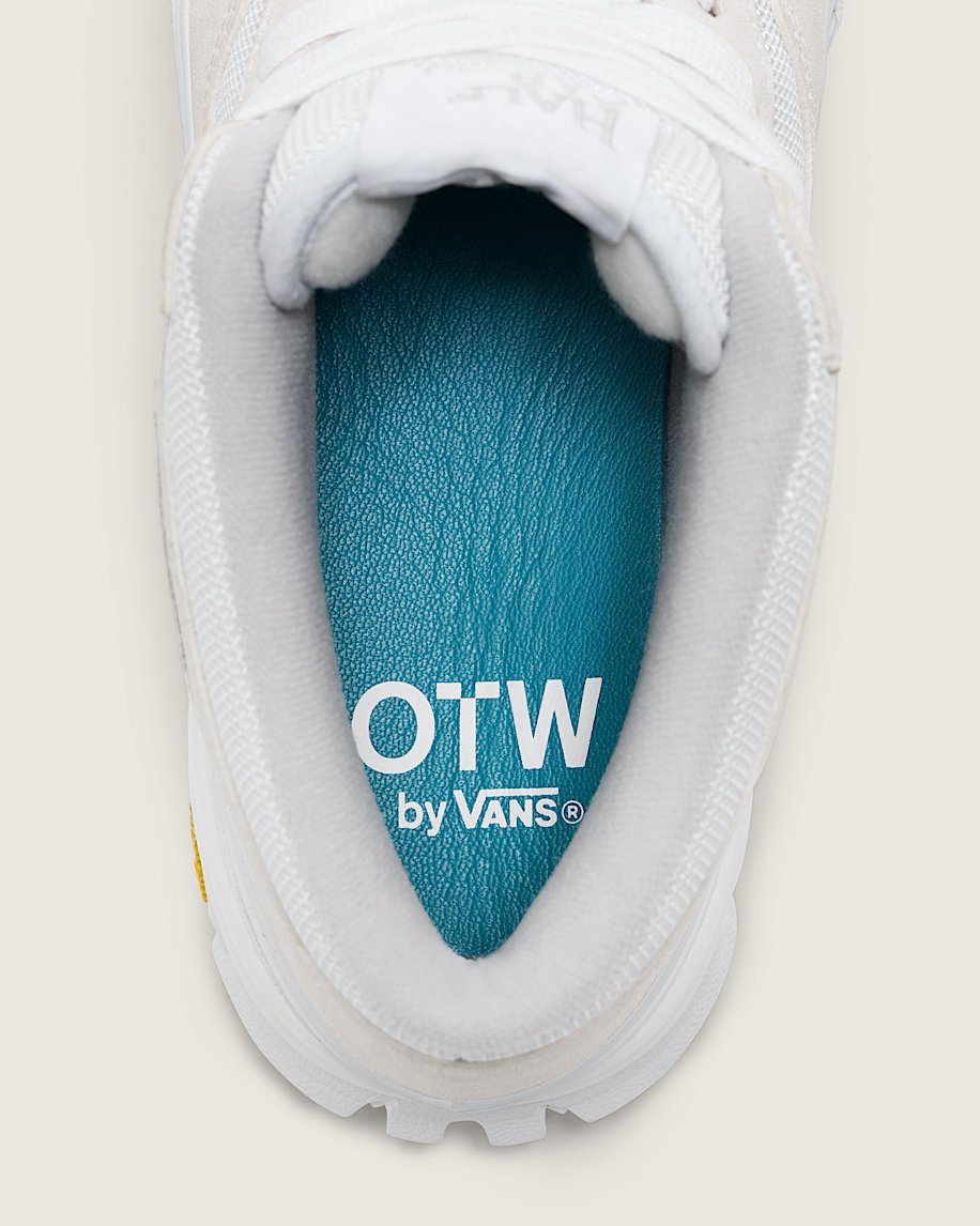 OTW Half Cab 33 Trail Vibram VANS Ivory White ALT4