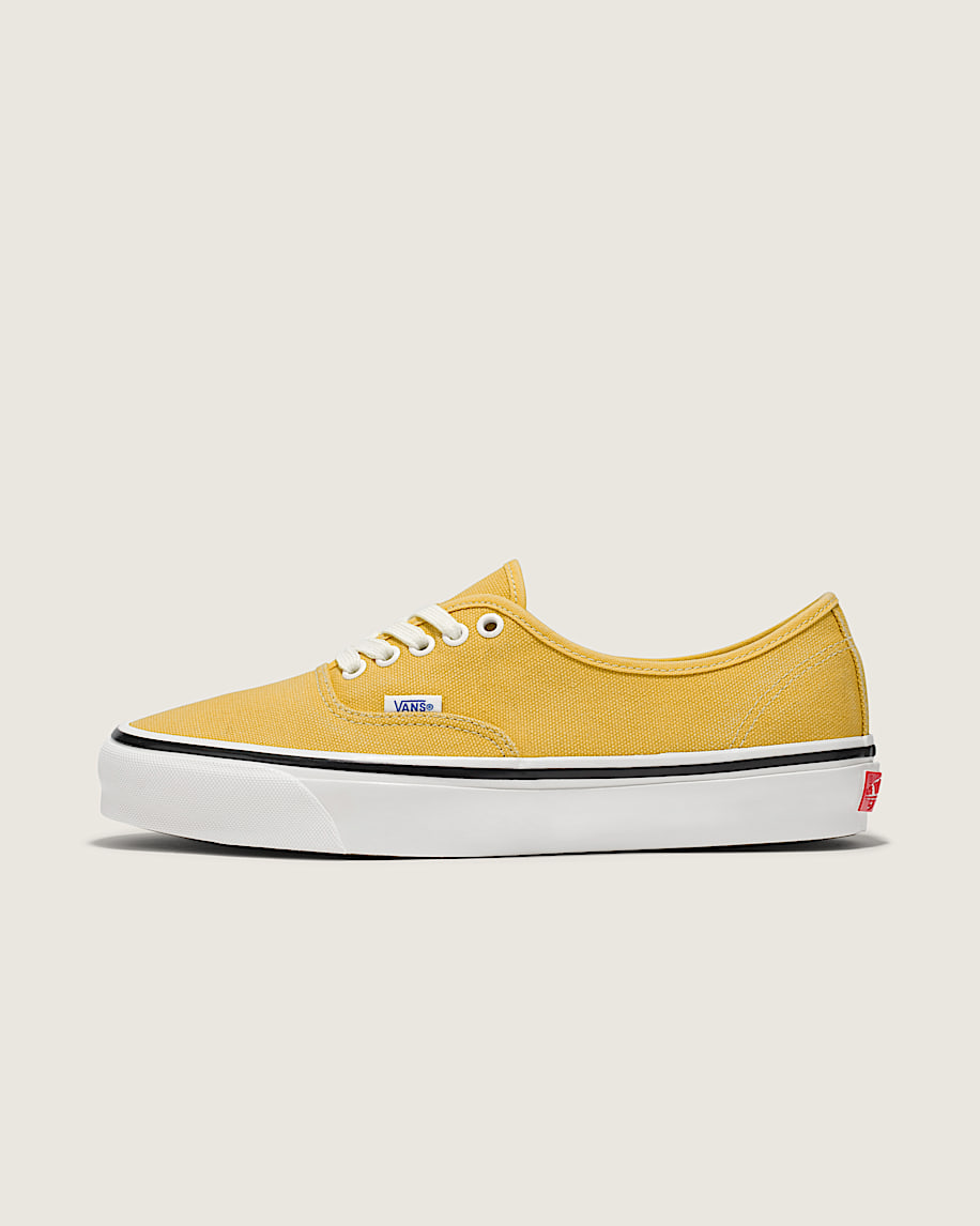 Premium Authentic Shoe VANS Vintage Yellow HERO