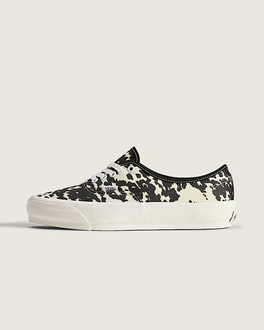 Premium Authentic Shoe VANS Cow Black  White HERO