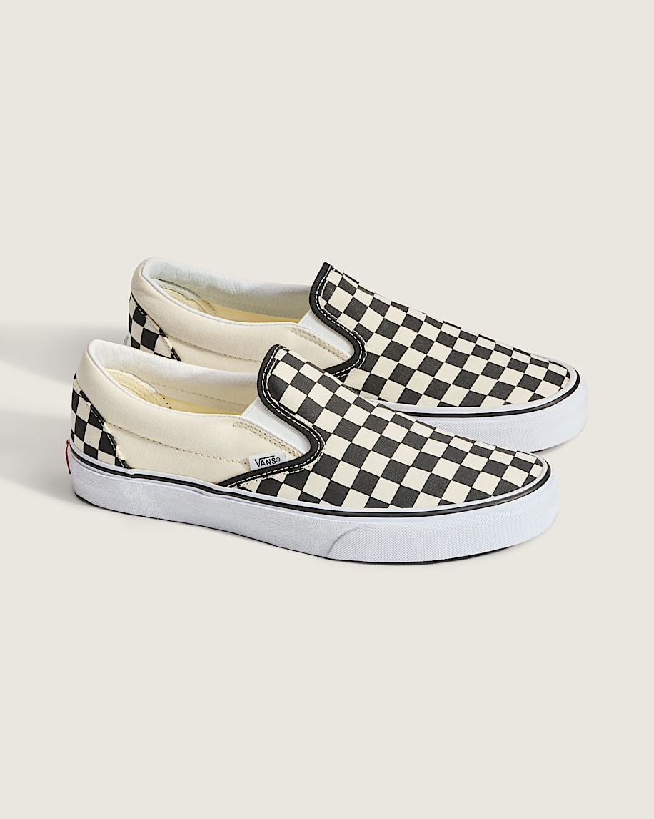 Classic SlipOn Checkerboard Shoe VANS Checkerboard Black  White ALT1