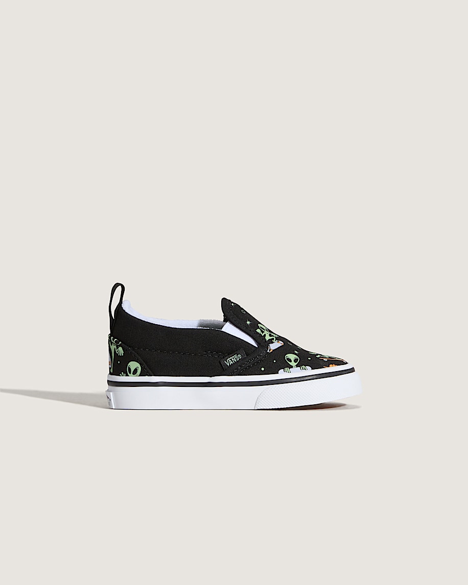 Toddler Classic Slip-On V Shoe - 5