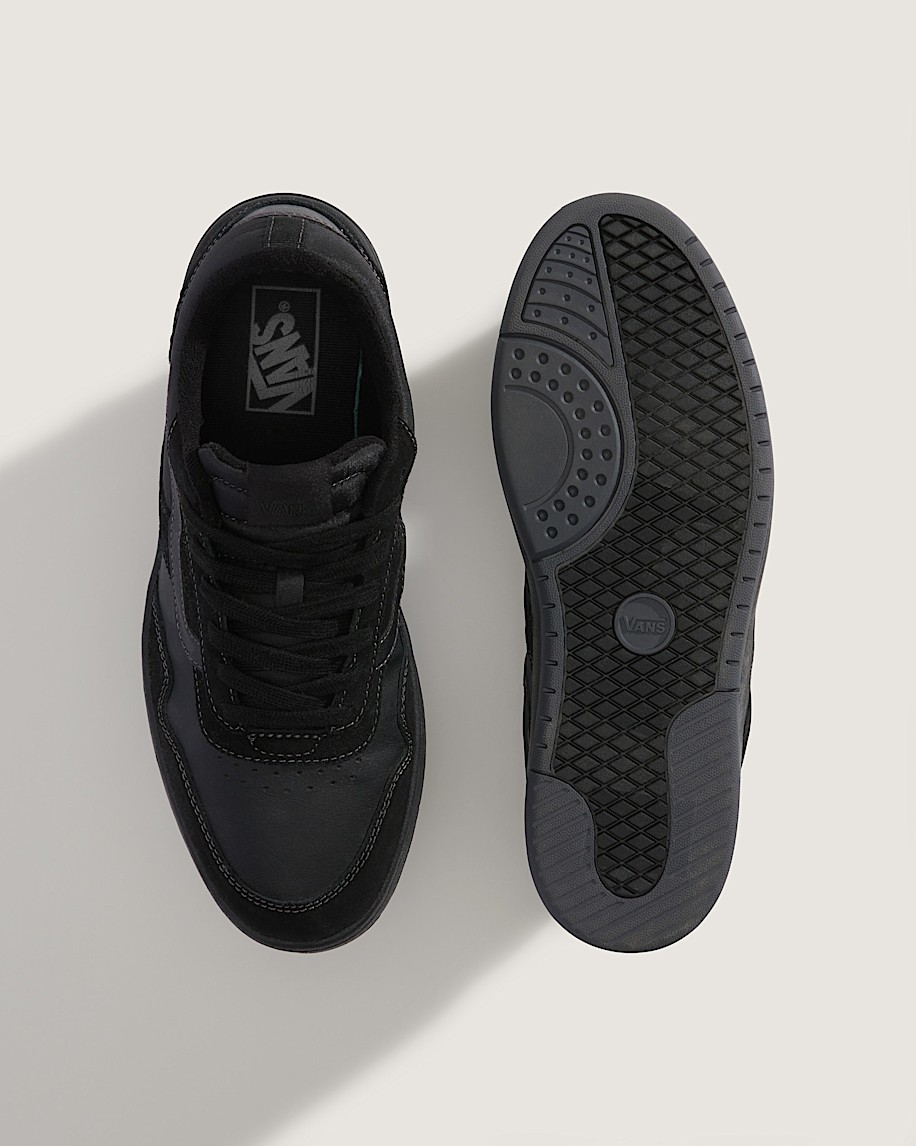Cruze 30 Shoe VANS Blackout ALT2