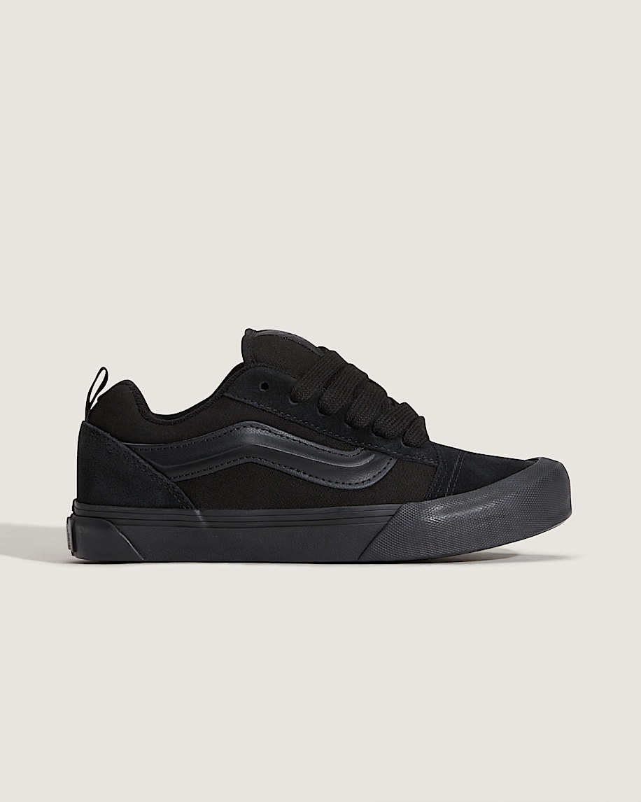 Big Kids Knu Skool Shoe VANS Triple Black ALT4