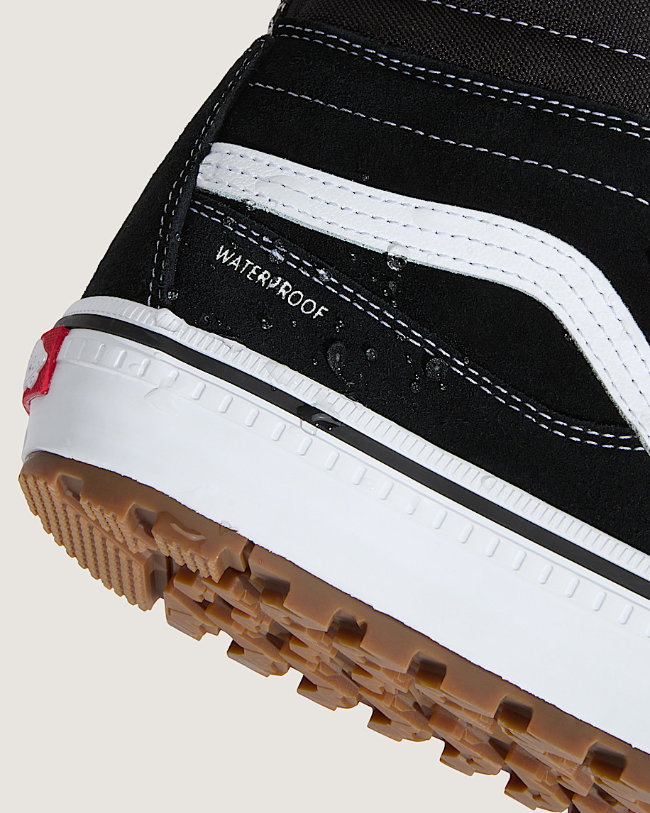 Sk8Hi Waterproof Insulated Shoe VANS Black  White ALT7
