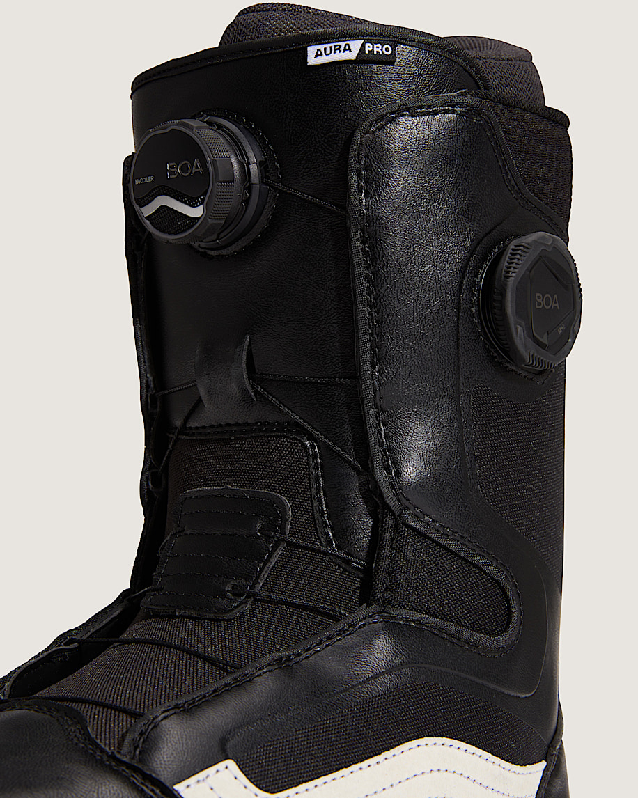 Aura Pro Snowboard Boot in Black / White | Vans