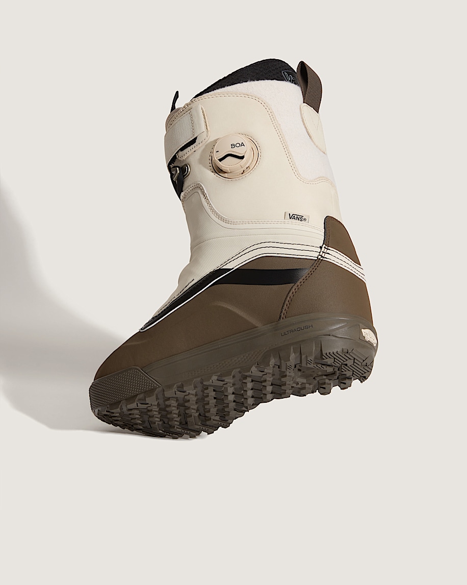 Infuse Snowsurf Snowboard Boot in Oatmeal Beige / Brown | Vans