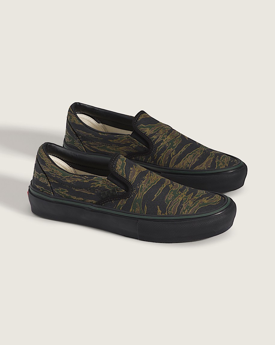 Skate SlipOn Shoe VANS Camo Green  Black ALT1