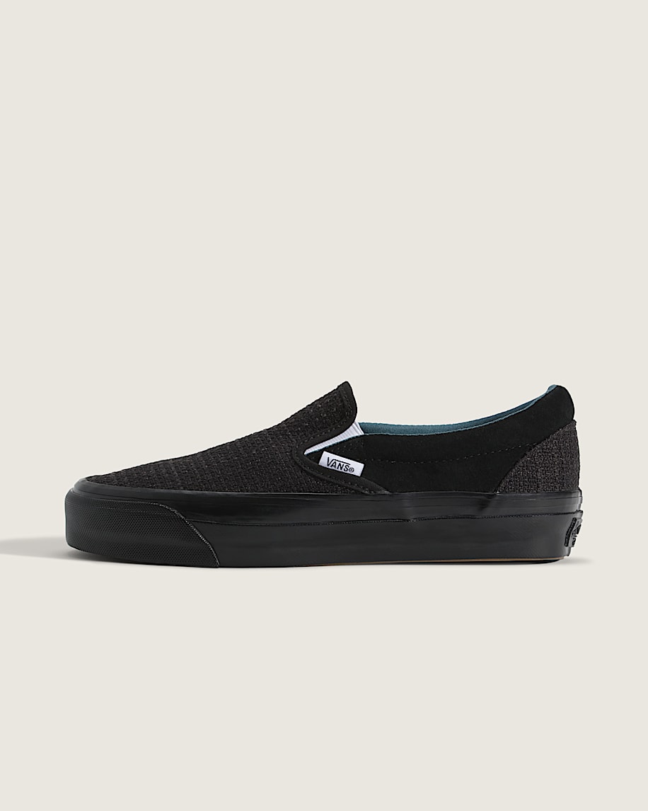 Premium Classic SlipOn Shoe VANS Black HERO