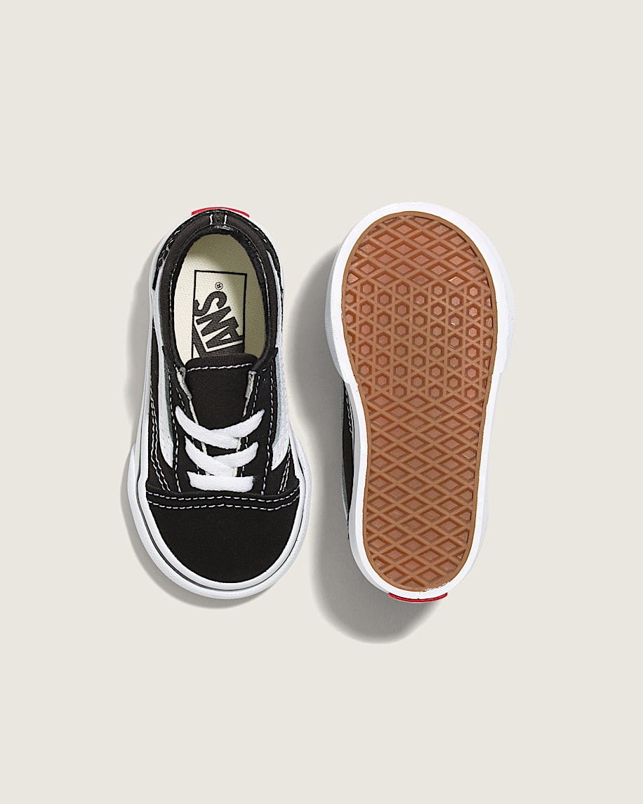 Toddler Old Skool Shoe in Black / True White | Vans