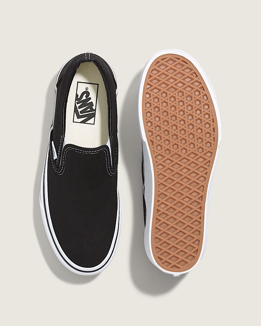 Classic SlipOn Platform Shoe VANS Black  True White ALT2