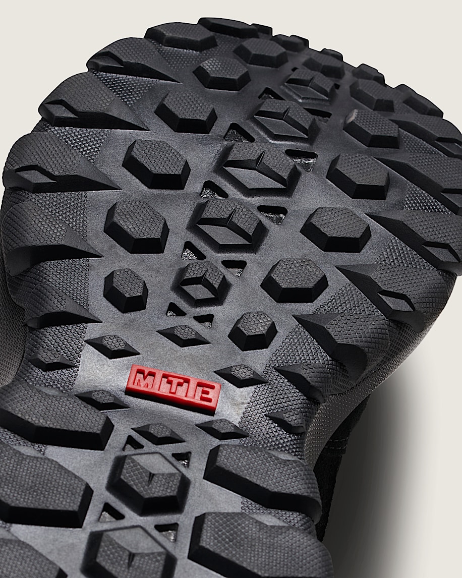 Crestline Waterproof Shoe VANS Black ALT4