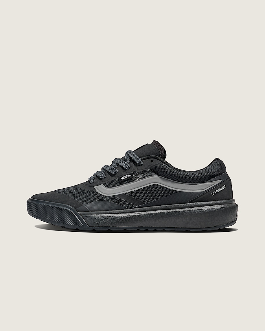 UltraRange 20 Shoe VANS Blackout HERO