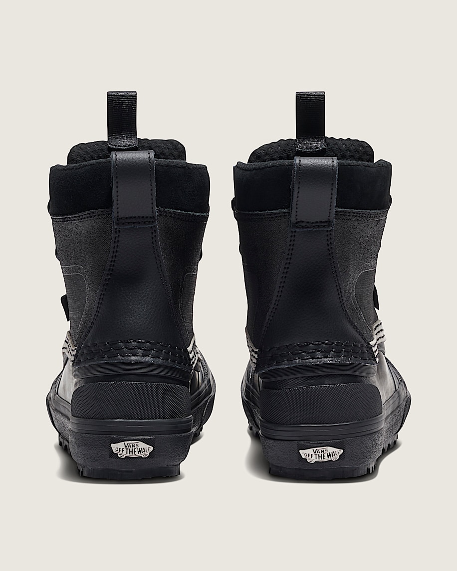 Standard Mid Boa Waterproof Boot in Black | Vans