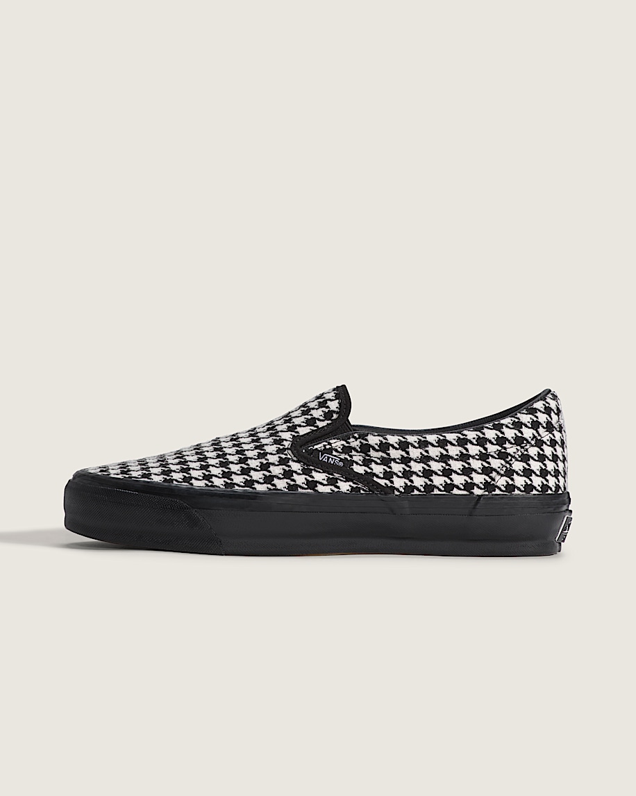 Premium Classic SlipOn Shoe VANS Houndstooth Black  White HERO