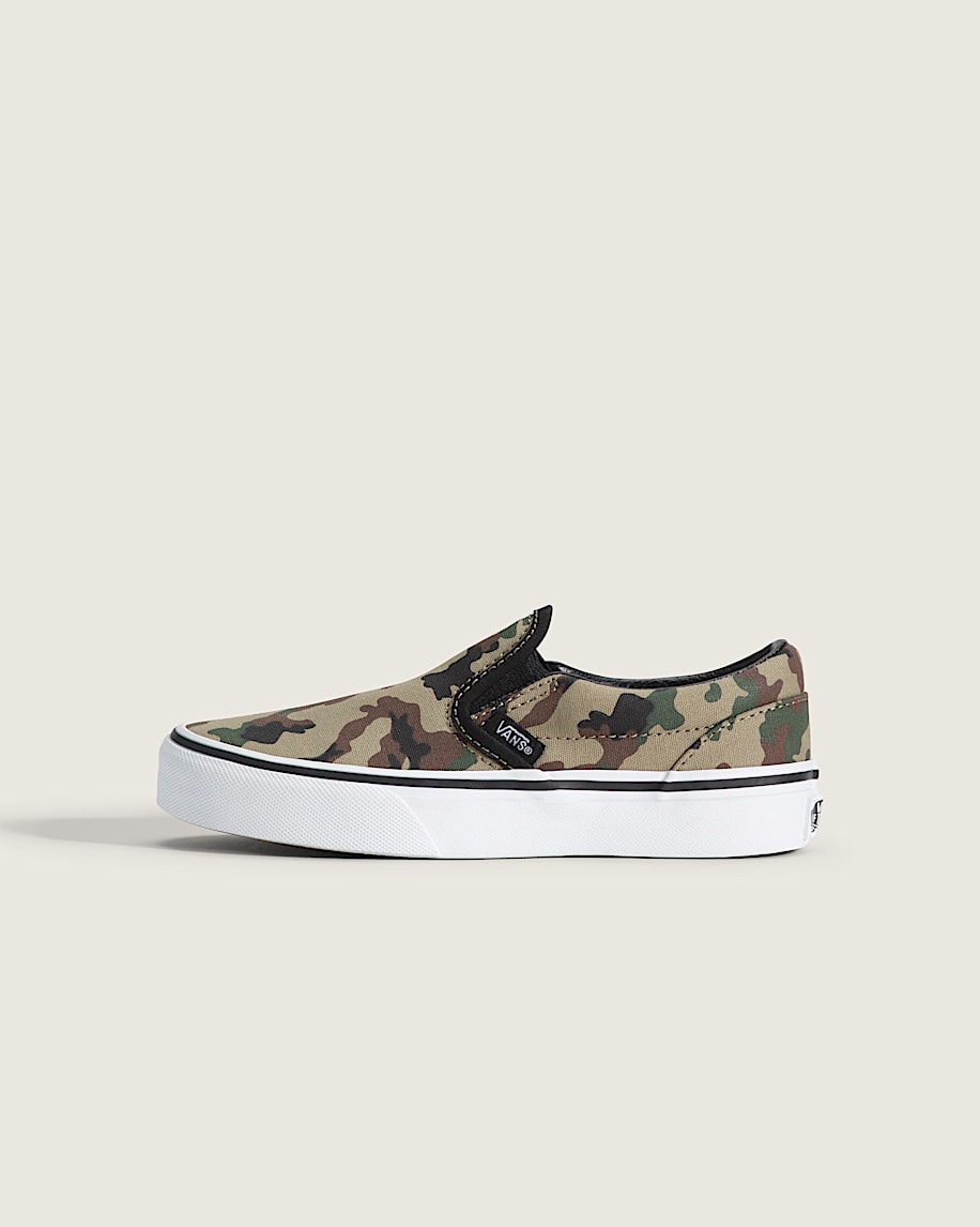 Little Kids Classic SlipOn Shoe VANS Camo Black  Green HERO