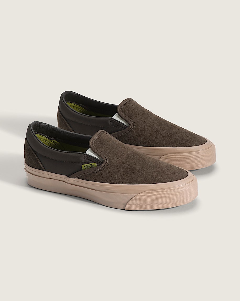 Premium Classic SlipOn Shoe VANS Coal Brown ALT1