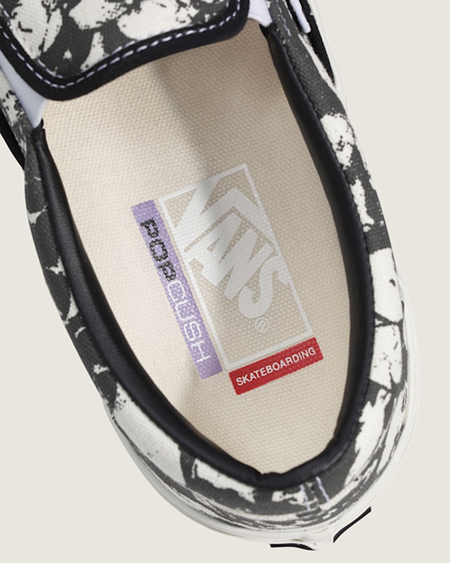 Skate SlipOn Shoe VANS Black  White ALT4