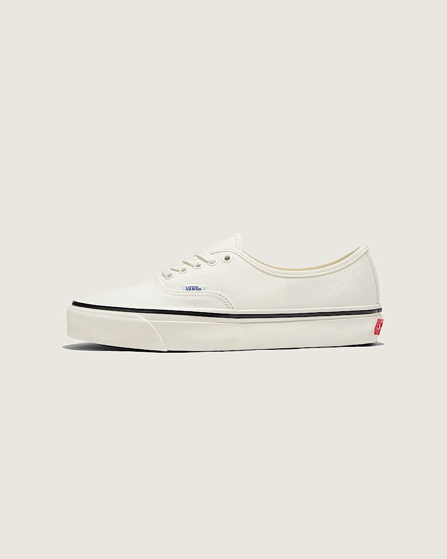Premium Authentic Shoe in Marshmallow White | Vans