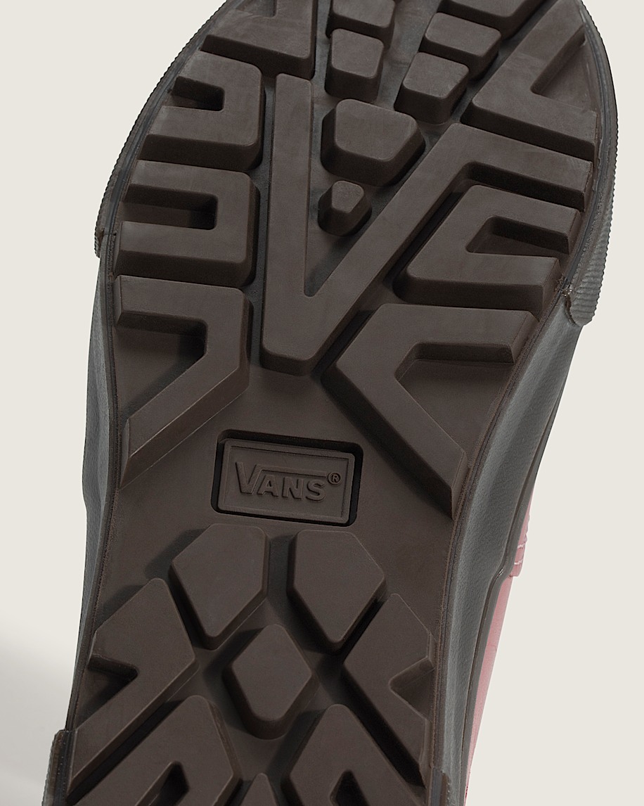 Premium Authentic V-Lug Shoe - 5