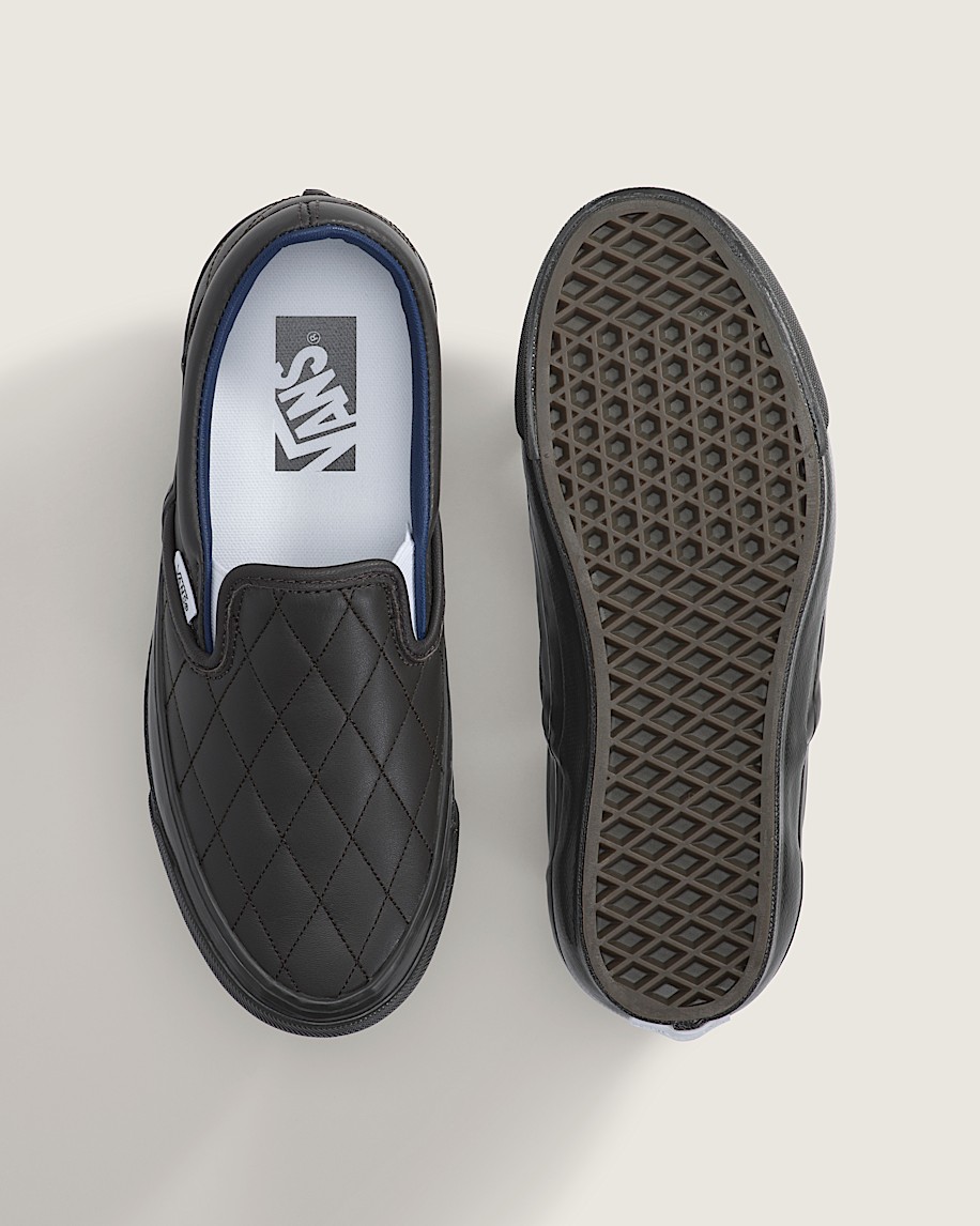 Premium Classic SlipOn Shoe VANS Faded Black ALT2