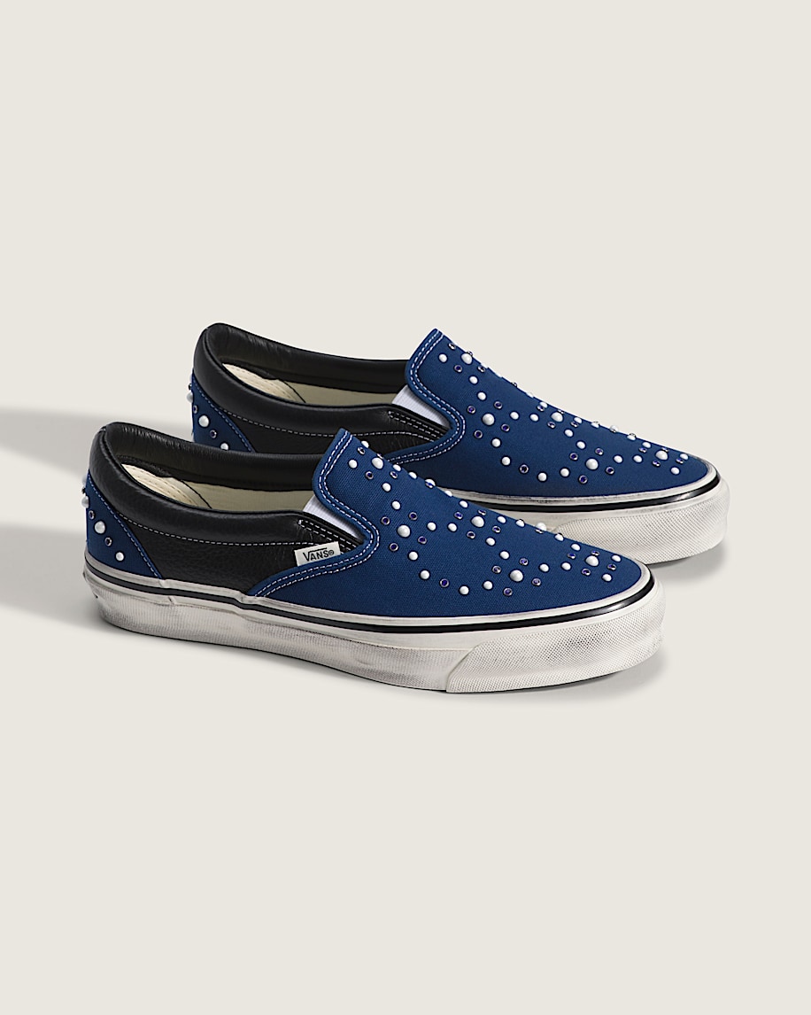 Premium Classic SlipOn Shoe VANS Indigo Blue ALT1