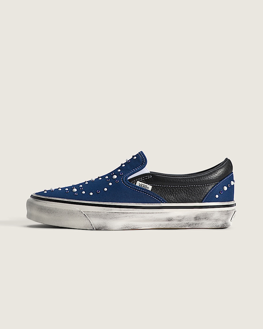Premium Classic SlipOn Shoe VANS Indigo Blue HERO