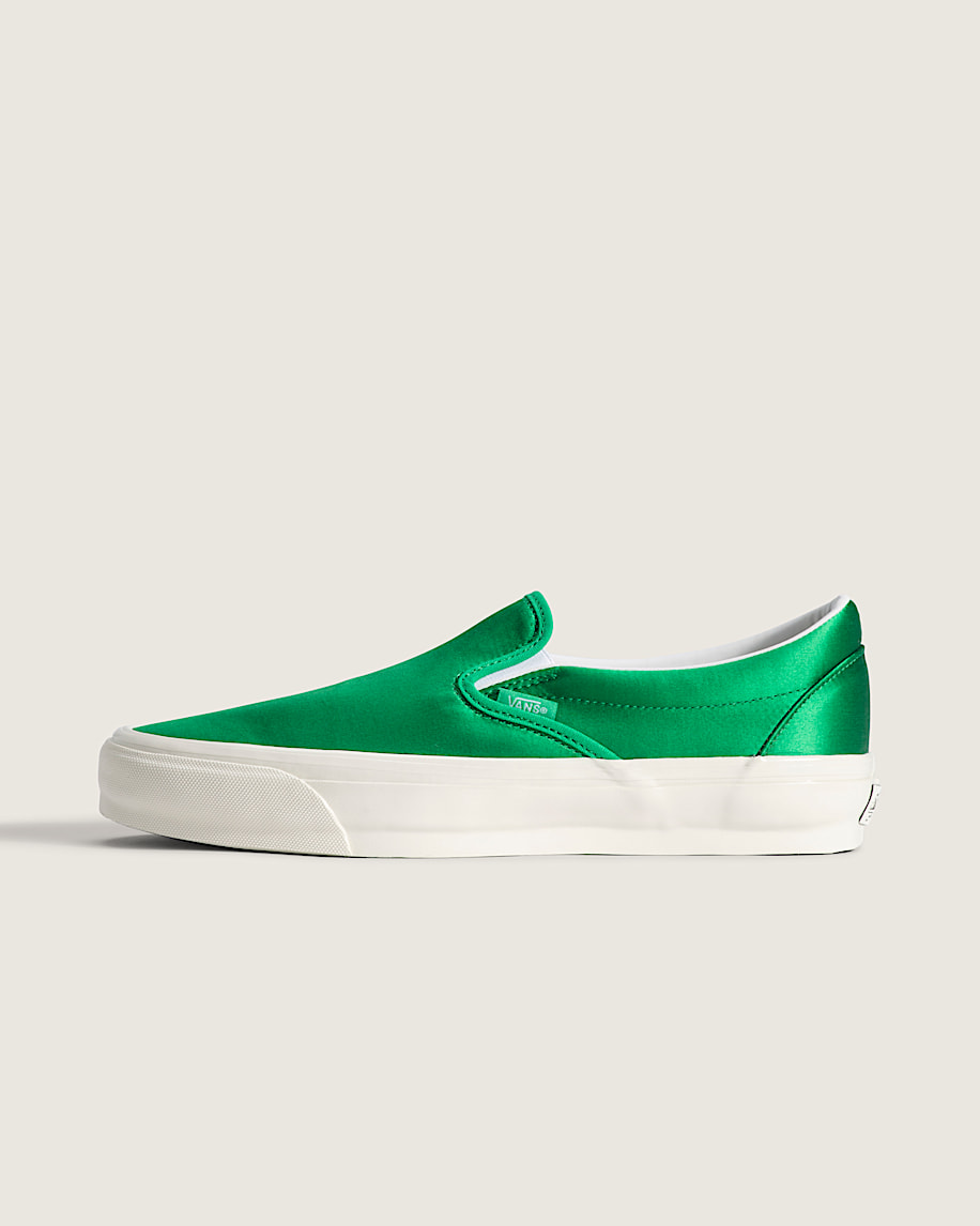 Premium Classic SlipOn Shoe VANS Vivid Verdant Green HERO