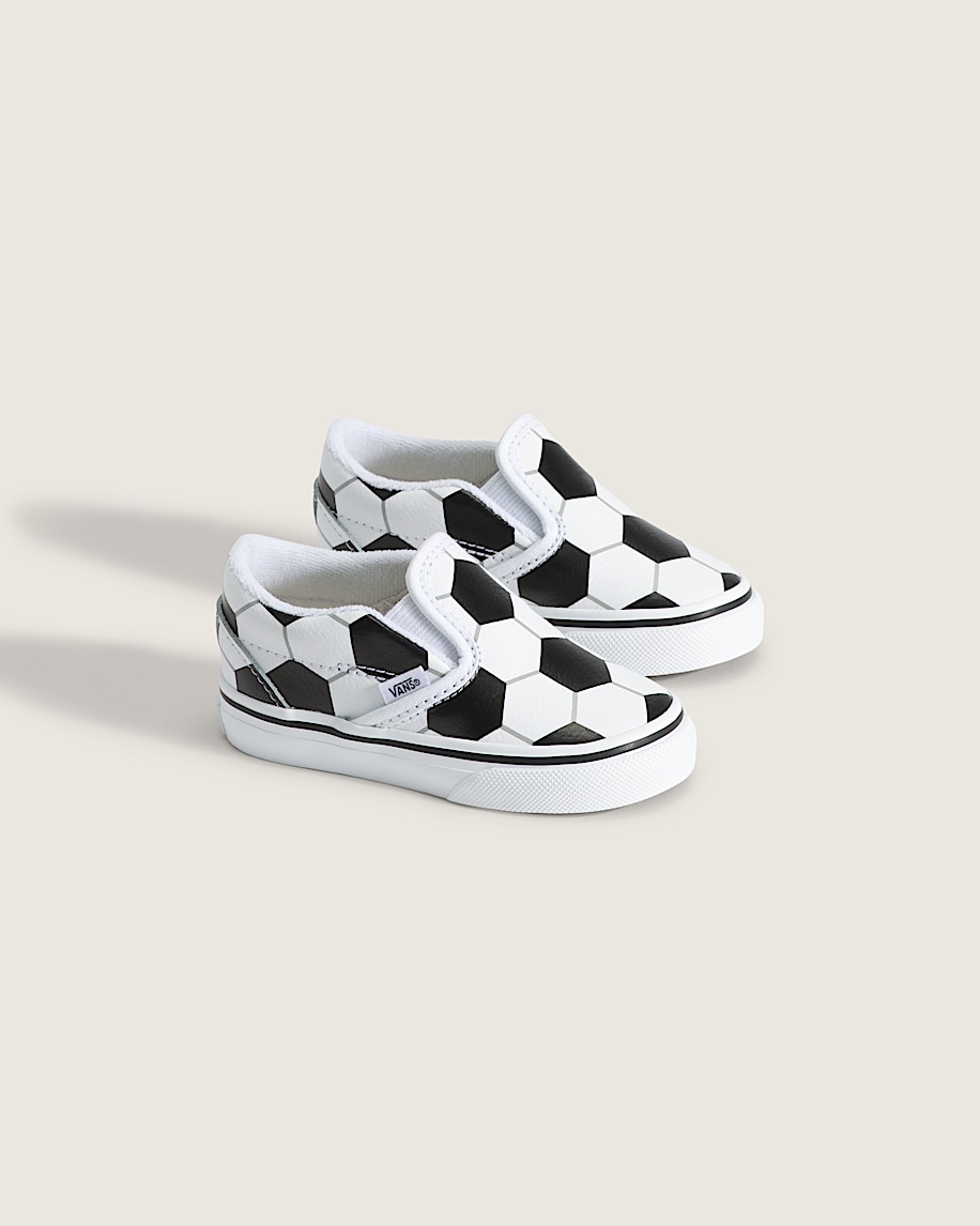 Toddler Classic SlipOn V Shoe VANS Soccer Black  White ALT1