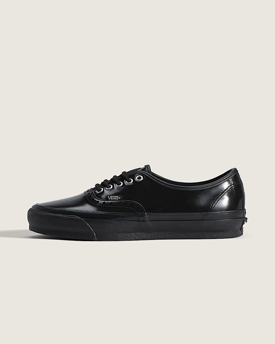 OTW Authentic 44 Siped Vibram VANS Gloss Leather Brogue Black HERO