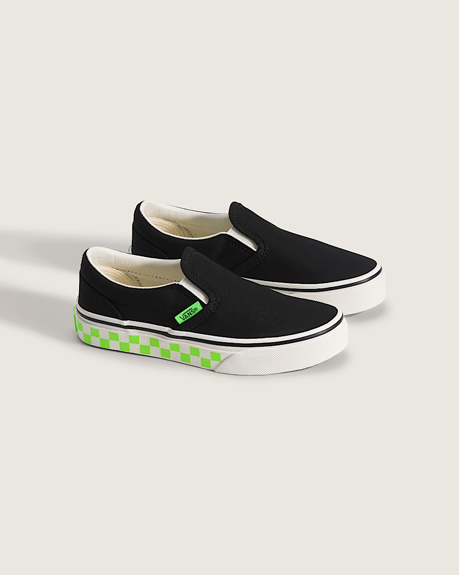 Little Kids Classic SlipOn Shoe VANS GlowintheDark Black  Green Gecko ALT1