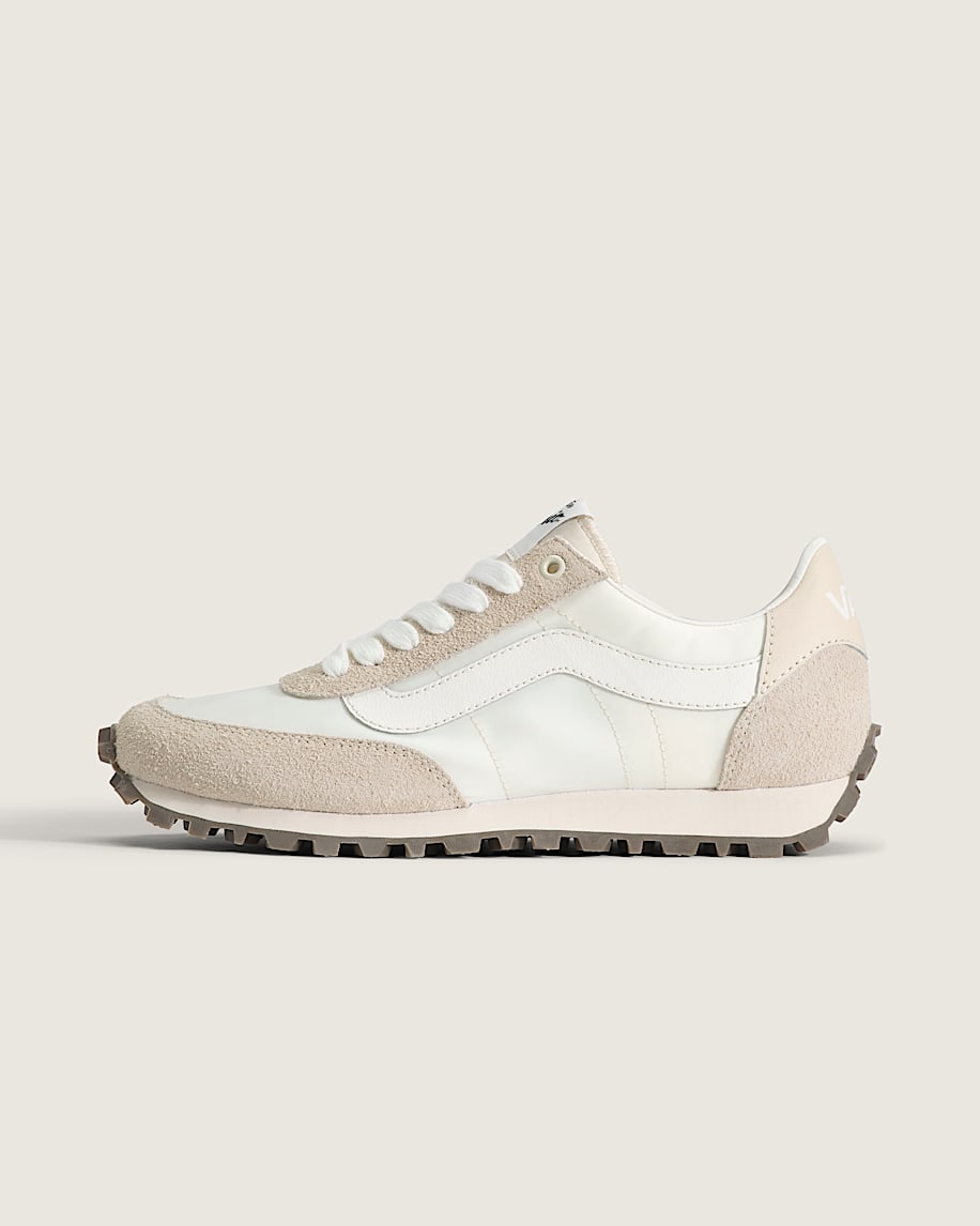 Premium Style 152 Shoe VANS Marshmallow White HERO