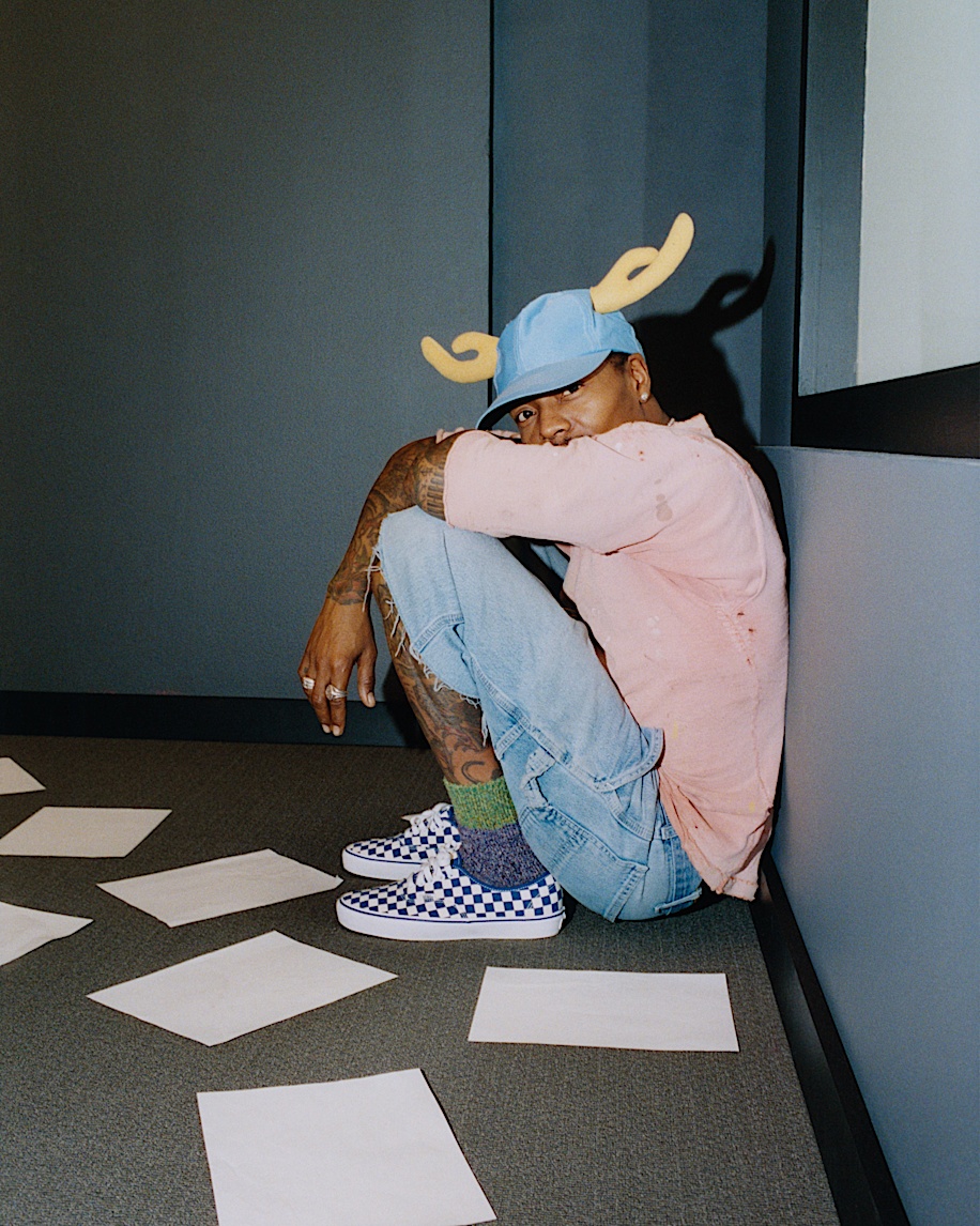 Authentic Checkerboard Shoe VANS Checkerboard True Blue  White ALT2