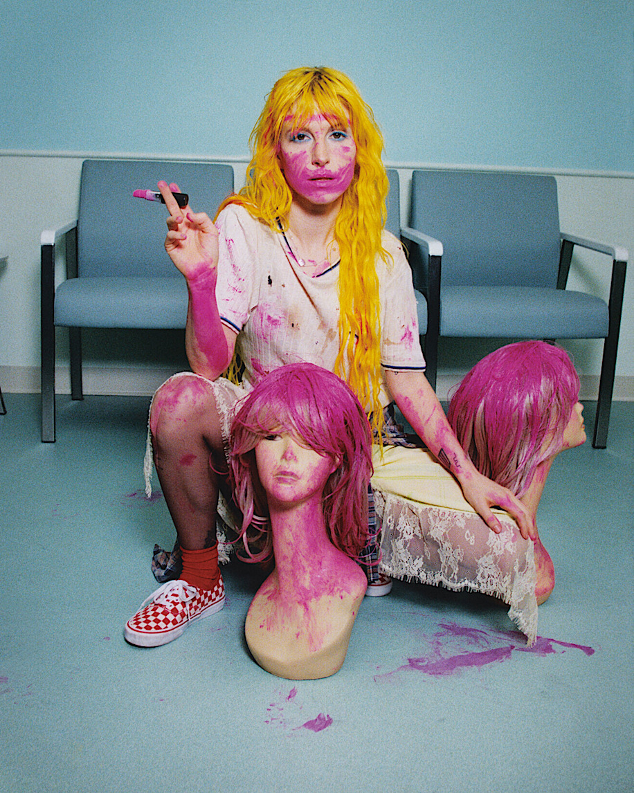 Authentic Checkerboard Shoe VANS Checkerboard Racing Red  White ALT2