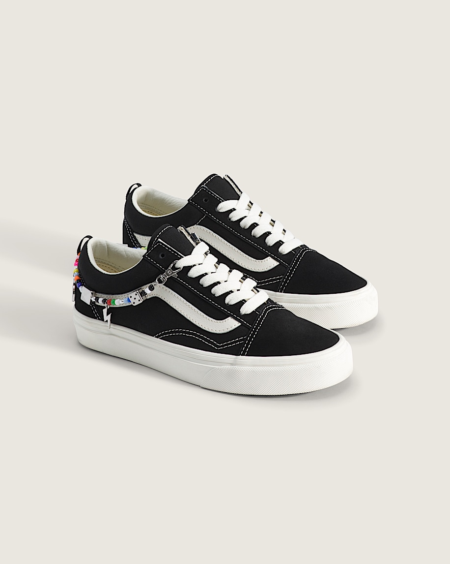 Big Kids Old Skool Shoe VANS Charms Black  Marshmallow ALT1