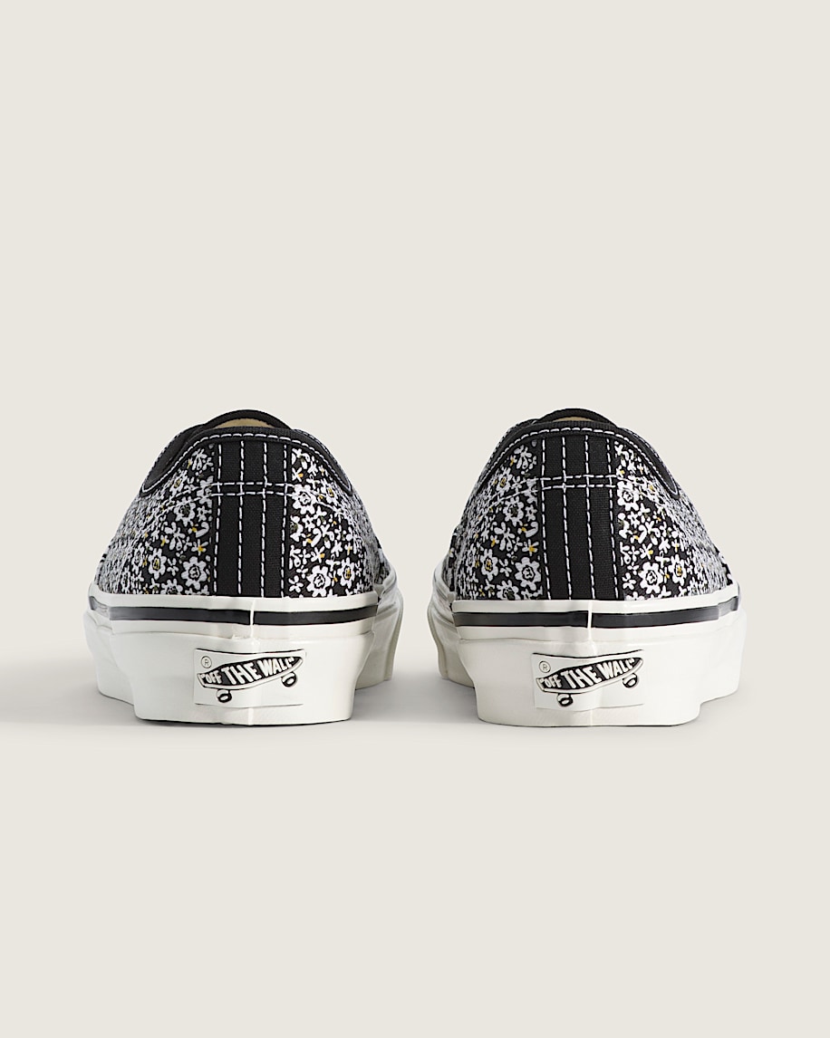 Premium Authentic Shoe VANS Black  White Black ALT3