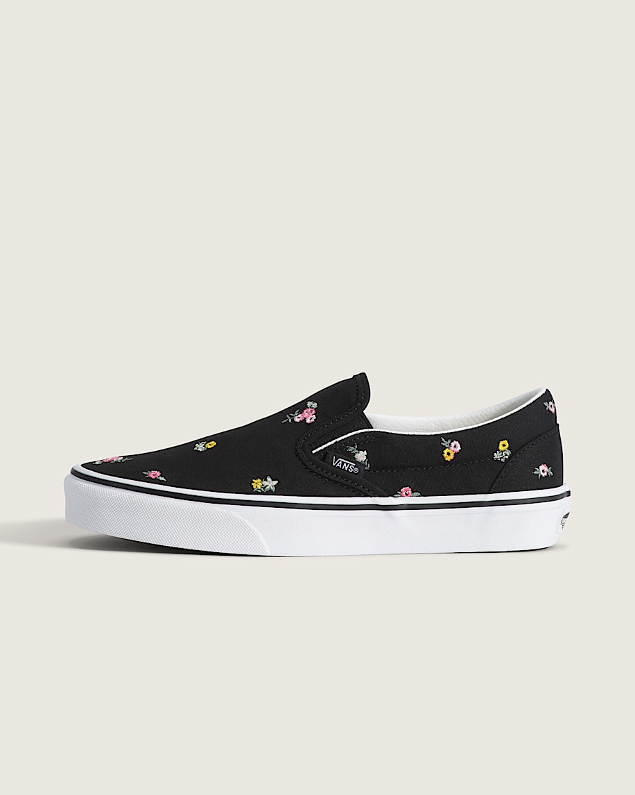 Classic SlipOn Shoe VANS Black  Pink HERO