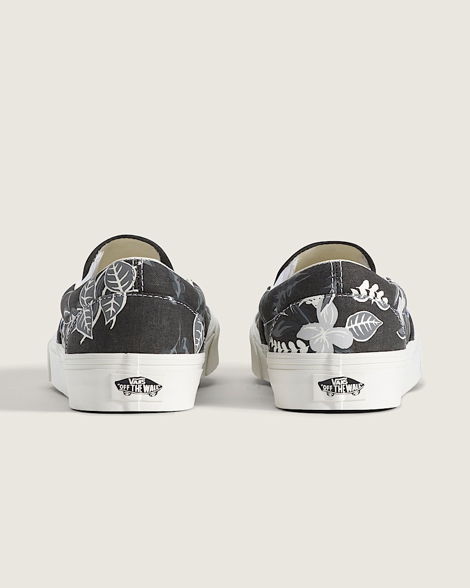 Classic SlipOn Shoe VANS Navy Blue ALT3