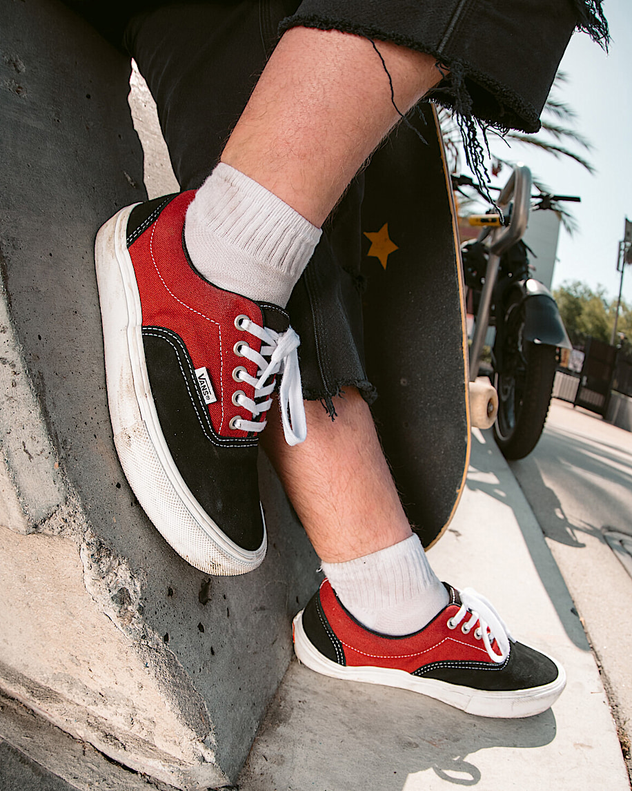 Skate Era Shoe VANS Black  Dark Red ALT5