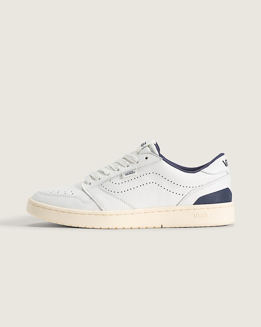Court Low Shoe VANS White  Navy Blue HERO